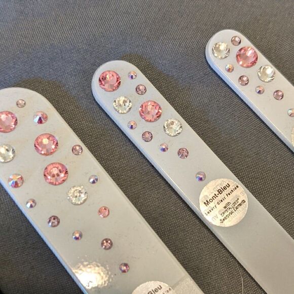 🆕SET OF 3 MONT BLEU DOUBLE SIDED WHITE GLASS NAIL FILES W/SWAROVSKI CRYSTALS - Picture 1 of 3